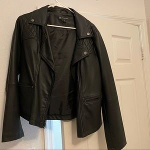 BLACK LEATHER JACKET 🖤